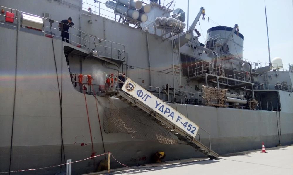 Κορωνοϊός: Σε καραντίνα η φρεγάτα «Ύδρα»